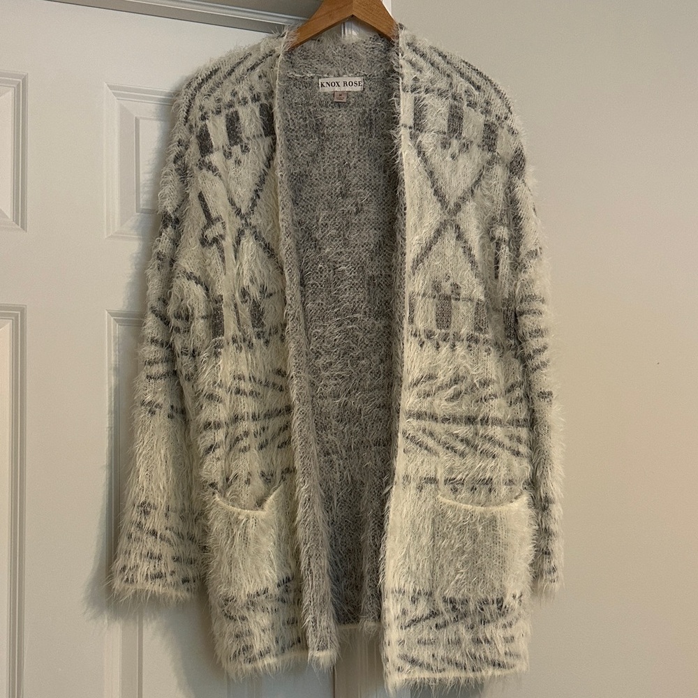 Knox Rose Fuzzy Gray and Cream Cardigan